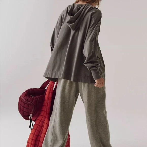 Hot Shot Hooded Layer hoodie size medium EUC retails $60 - Picture 3 of 10